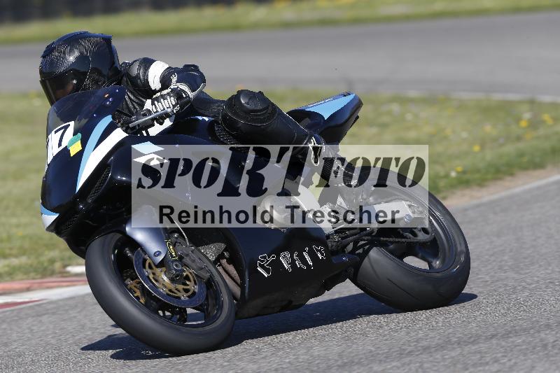 Archiv-2025/03 04.04.2025 TZ Motorsport ADR/Gruppe gruen/77